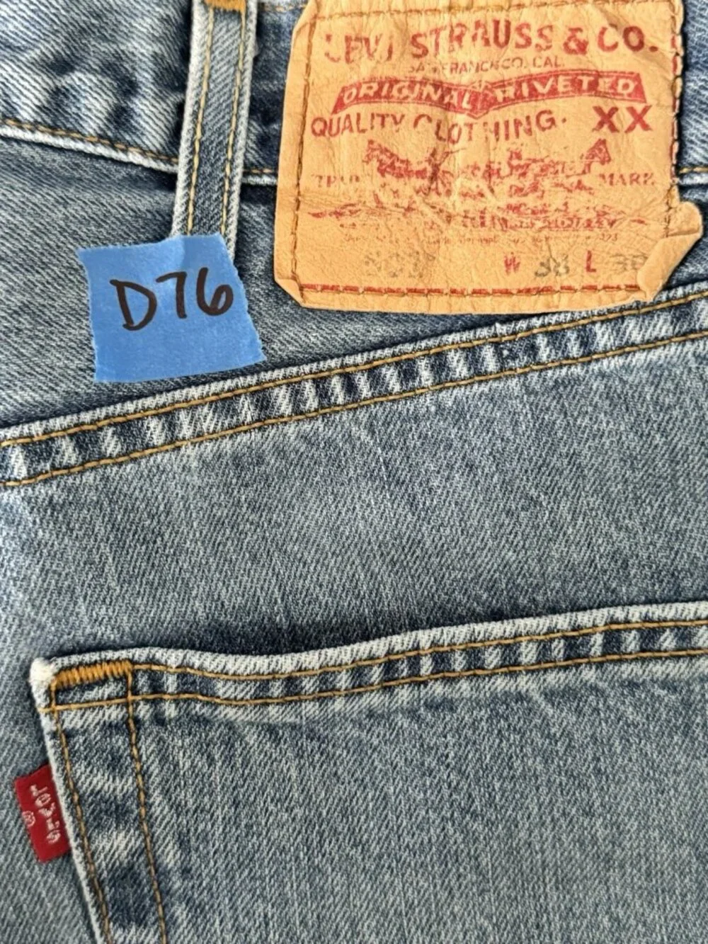 Vintage Levi's 501 Button Fly 38x30 WPL 423 Denim Jeans Casual Mexico Y2K Grunge